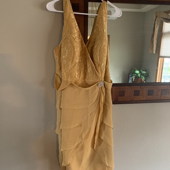 Sheath/Column Mother of the Bride Dress Wrap Included - Picture 1 of 7